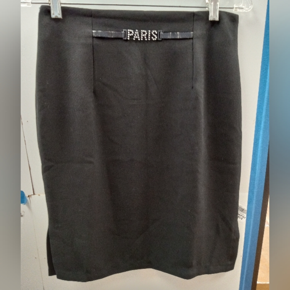 Full lined skirt